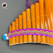 Handmade pan flute. Andean Pan flute. Ecuadorian sounds. Sound healing.