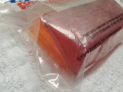 MOPAR PM-1736-15 SAE(2) T78 DOT AMBER/RED PLASTIC LENSES - NEW/SEALED - Picture 3 of 9