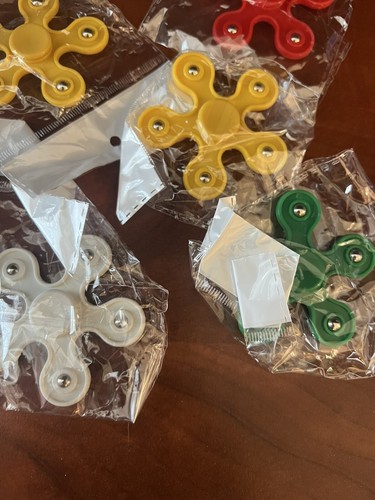 Lot of 11 - Five Arm Quinary Flower Fidget Spinners Plastic Kid Spin Toy - NEW - Picture 6 of 7