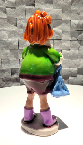 Original Hand-made Mini Sculpture **Manhattan Girl**Signed - Picture 6 of 12