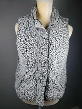 T S By Thread & Supply Sherpa Vest Women's Size S.