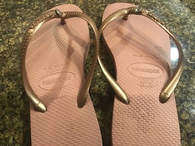 havaianas slim swarovski crystal flip flops in rose gold