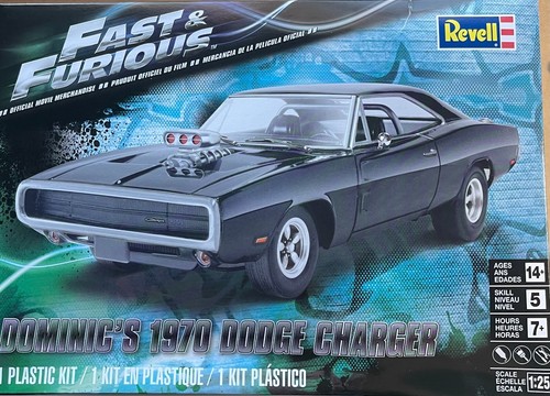 70 Dodge Charger Revell Scale 1:25 ( rocker covers ) box not included - Picture 3 of 3