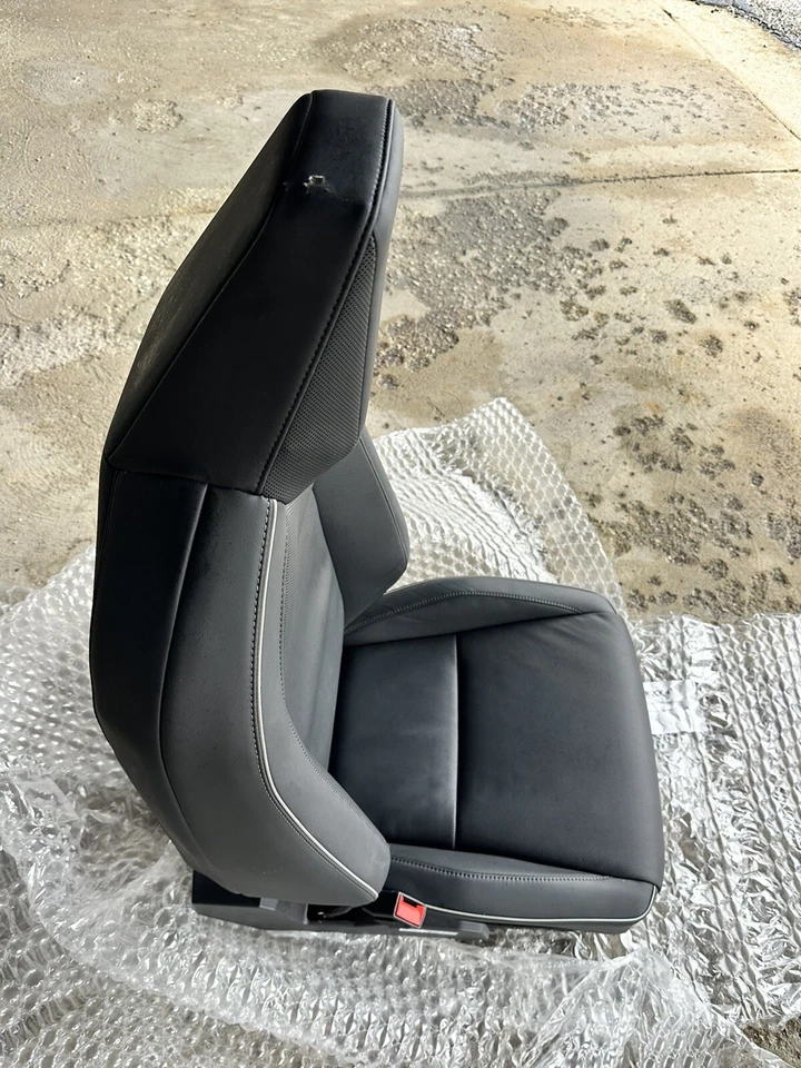 Asiento delantero izquierdo Tesla Cybertruck fabricante de equipos originales 1881398-TX-A Foto 3 de 4