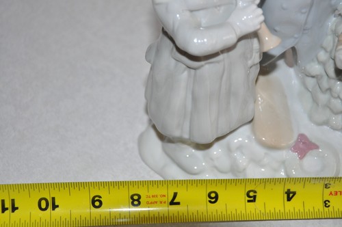 Statuina in ceramica di 3 Carollers - Foto 8 di 8