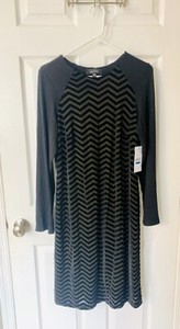 karen kane velvet dress