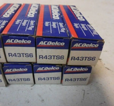 NEW GENUINE GM ACDelco Spark Plugs R43TS6 Set Of 6