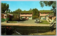 Postcard Williams Court AAA, Shelby, Montana B129