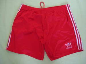 short adidas original rouge