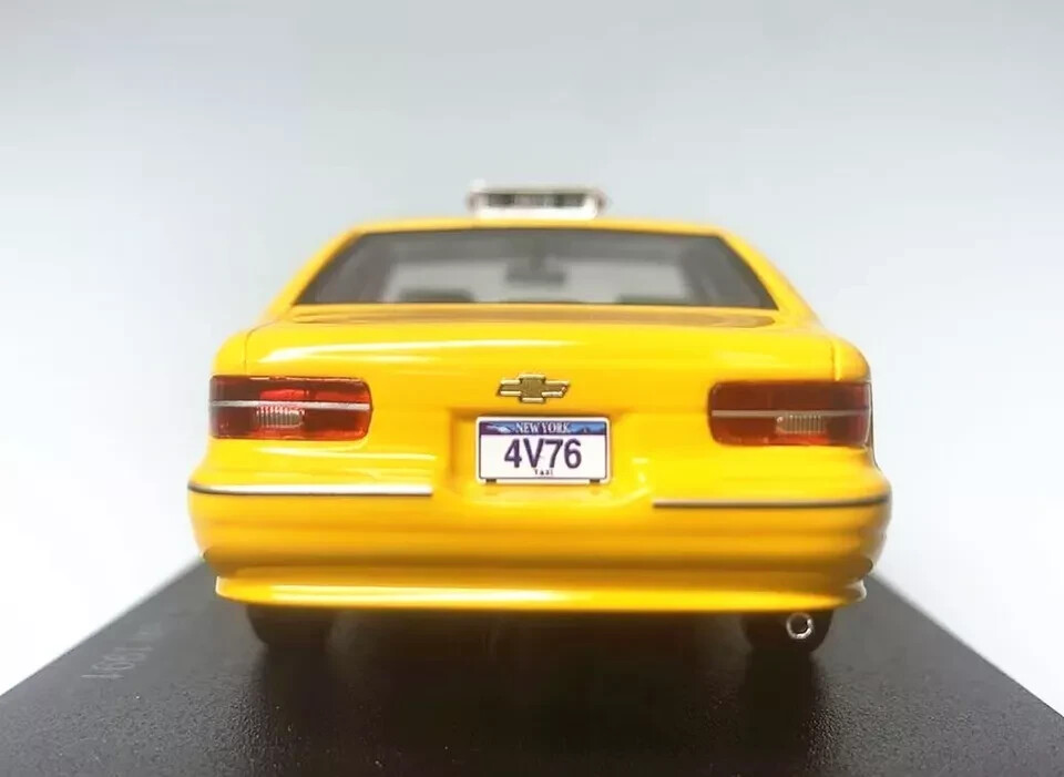 RARE!!! BOS 1/43 Scale Resin Chevrolet Caprice Sedan N.Y.C. Taxi