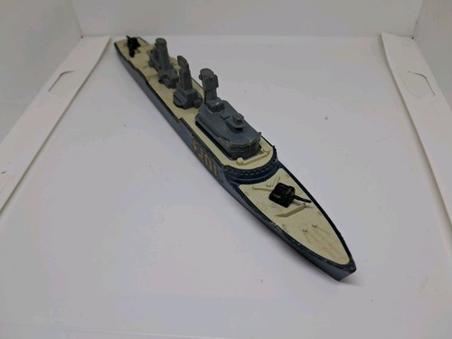 Matchbox Battleship Sea Kings F101 K301 Frigate K305 Subchaser Lesney England - Picture 2 of 8