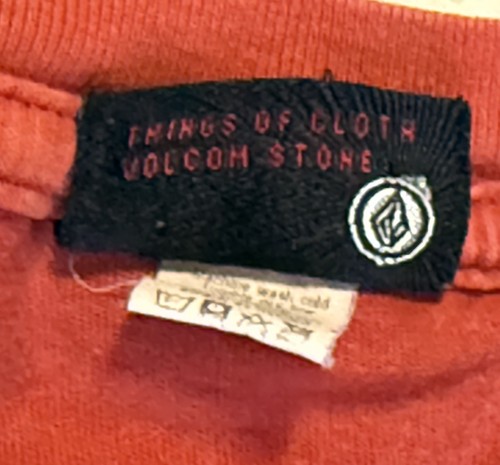 VOLCOM Vintage T-Shirt Red All-Over Doodle Print Illustration Y2K Mens XL - Picture 4 of 7