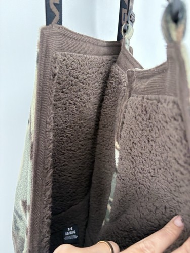 Under Armour UA 1378818-994 RUT Windproof L Fleece Bib Pants Forest Camo Sample - Picture 6 of 10