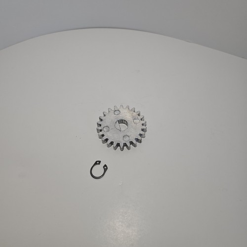George Foreman JR Rotisserie GR82B Drive Gear w/ Clip Replacement Parts - Picture 6 of 6