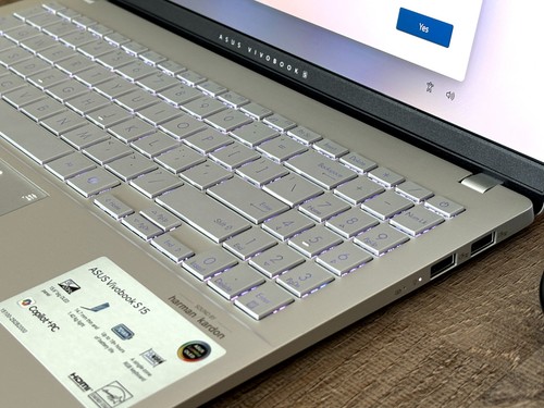 ASUS Vivobook S15 15.6" Snapdragon X Elite 16GB RAM 1TB SSD 3K 120Hz OLED - Picture 4 of 16