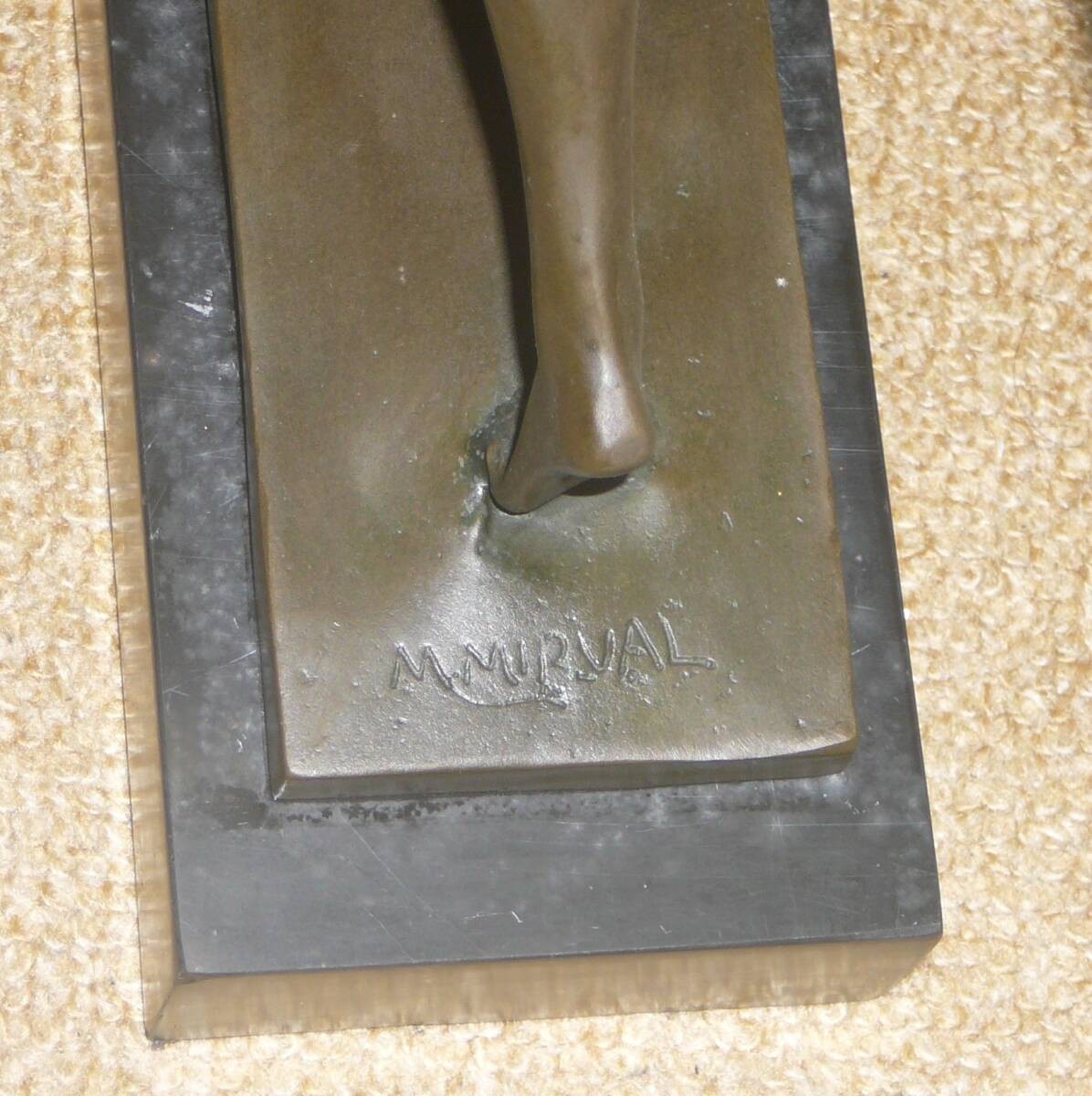 Foto 8 di 9