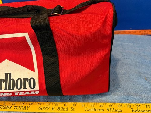 Vintage Marlboro Racing Team Red Duffle Gym Bag - Picture 4 of 19
