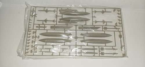 KIT MONTAGGIO McDONNELL DOUGLAS F-15C EAGLE NO.32004 FUJIMI SCALA 1/48 - Foto 4 di 6