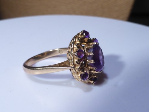 9ct Gold Amethyst Ring 5.4g 1.8ct UK Hallmark 1975 Size P Boxed - Picture 15 of 20