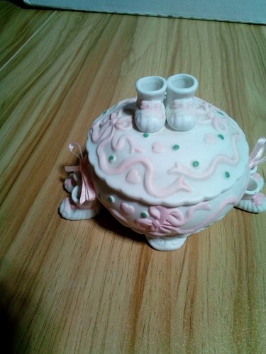 Vintage Keramik Baby Mädchen Andenken Schmuck Runde Box