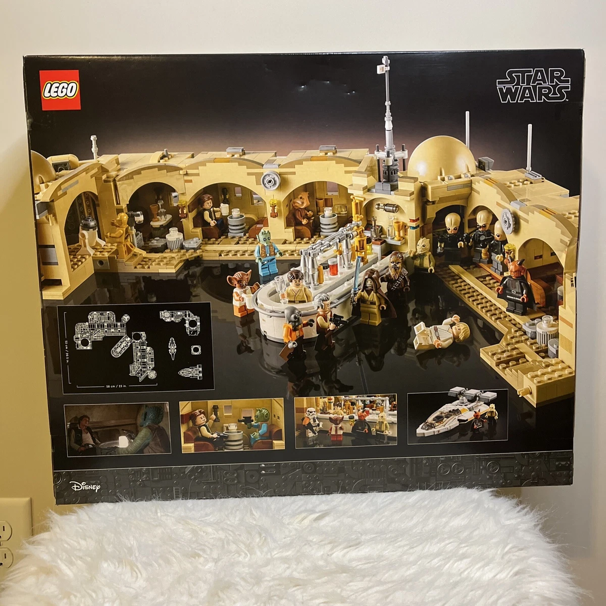 LEGO Star Wars 75290 Mos Eisley Cantina - largest Master Builder