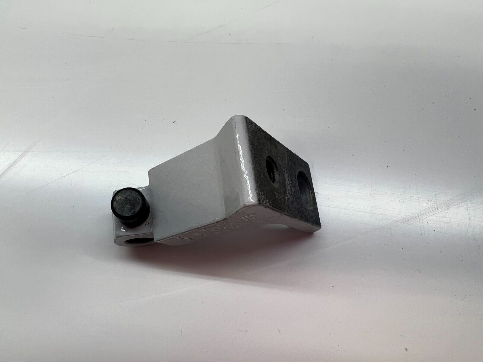 LAMBORGHINI HURACAN DRIVER LEFT LH UPPER DOOR HINGE SUPPORT OEM 4G0831401A