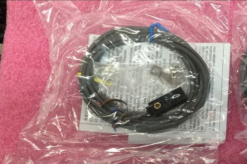 OMRON TL-W3MC1 Proximity Switch TLW3MC1 Sensor 12-24VDC 3mm 2M New In Bag - Picture 2 of 2