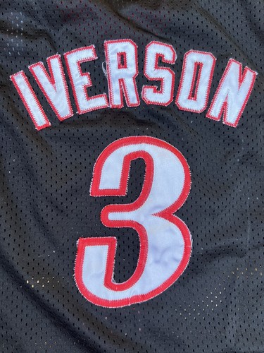 Camiseta de Colección Allen Iverson Philadelphia 76ers Nike Swingman #3 Juvenil XL - Imagen 4 de 17