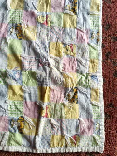 Handgefertigte Baby oder Kleinkind Quilt, Dekor, Schoß Decke 39" x 45" Mehrfarbig Disney - Bild 2 von 8