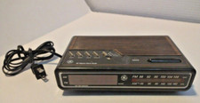 Vtg General Electric GE Alarm Clock Radio AM/FM Wood Grain Model 7-4612B Tested