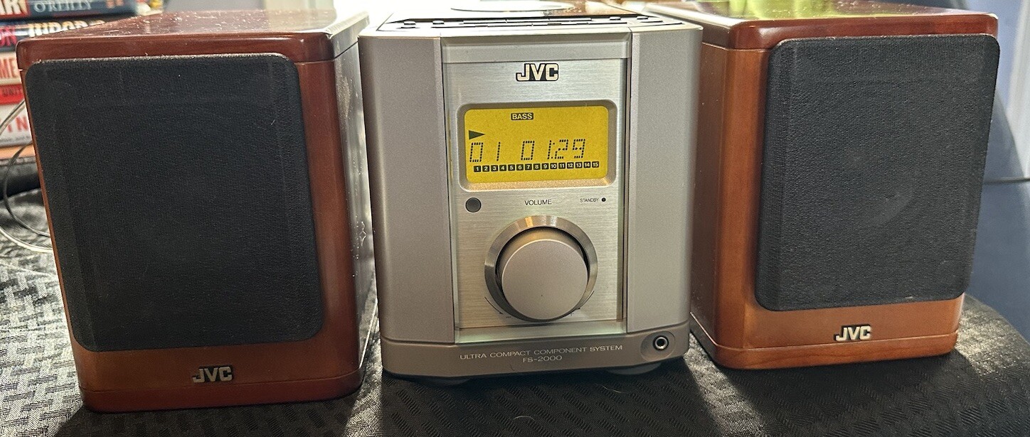JVC FS2000GD CD AM/FM Radio Clock Compact Component Audio System No