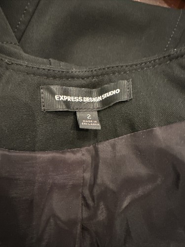 Express Black Fitted Top Made For Big Belt Career Top Size 2 - Picture 5 of 6