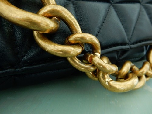 Zara Handbag Black Quilted 13" x 9" Chunky Gold Chain Parties Bbqs Cocktails - Picture 3 of 15