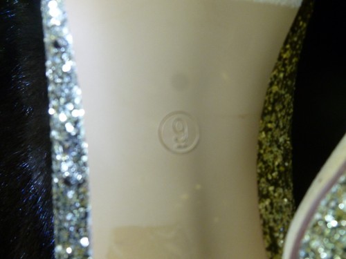 NEW Women's Heels Gold, Size 9 M Glitter Heals Pumps, Journee Collection - Picture 13 of 13