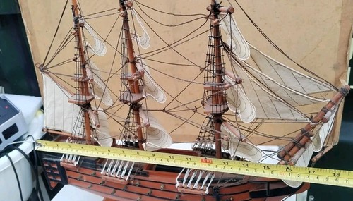 A MODEL OF H.M.S VICTORY Wooden Ship Large - Foto 19 di 23