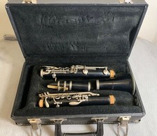 Vintage Caravelle Clarinet With Original Case Ready To Play
