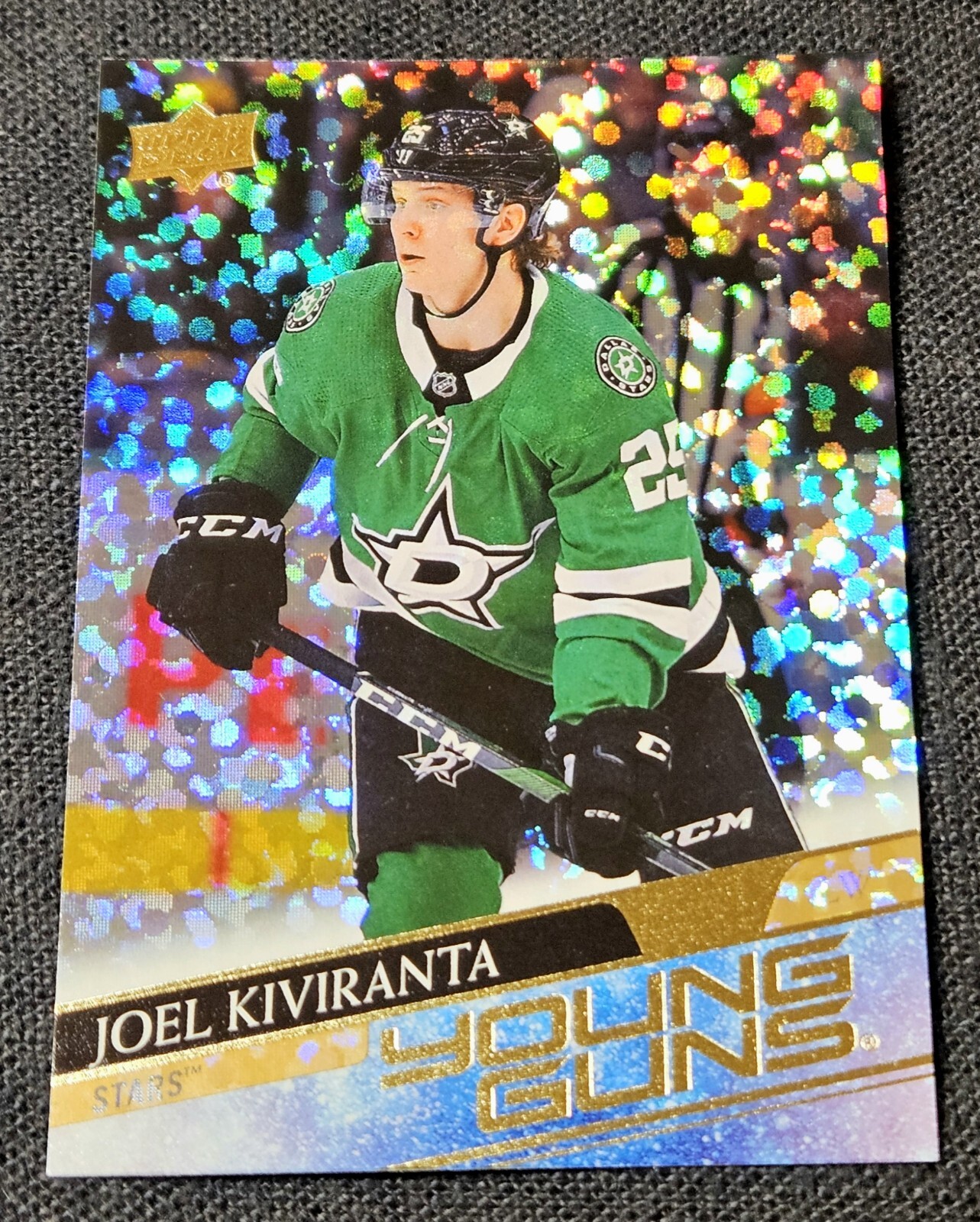 2020-21 Upper Deck Young Guns Speckled Rainbow Foil Joel Kiviranta Rookie #207