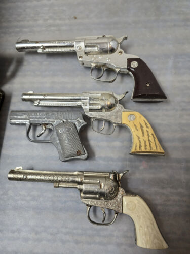 Vintage Cap Gun LOT Leslie Henry L-H Toy Diecast Daisy Hubley Cow Puncher USA - Picture 3 of 5