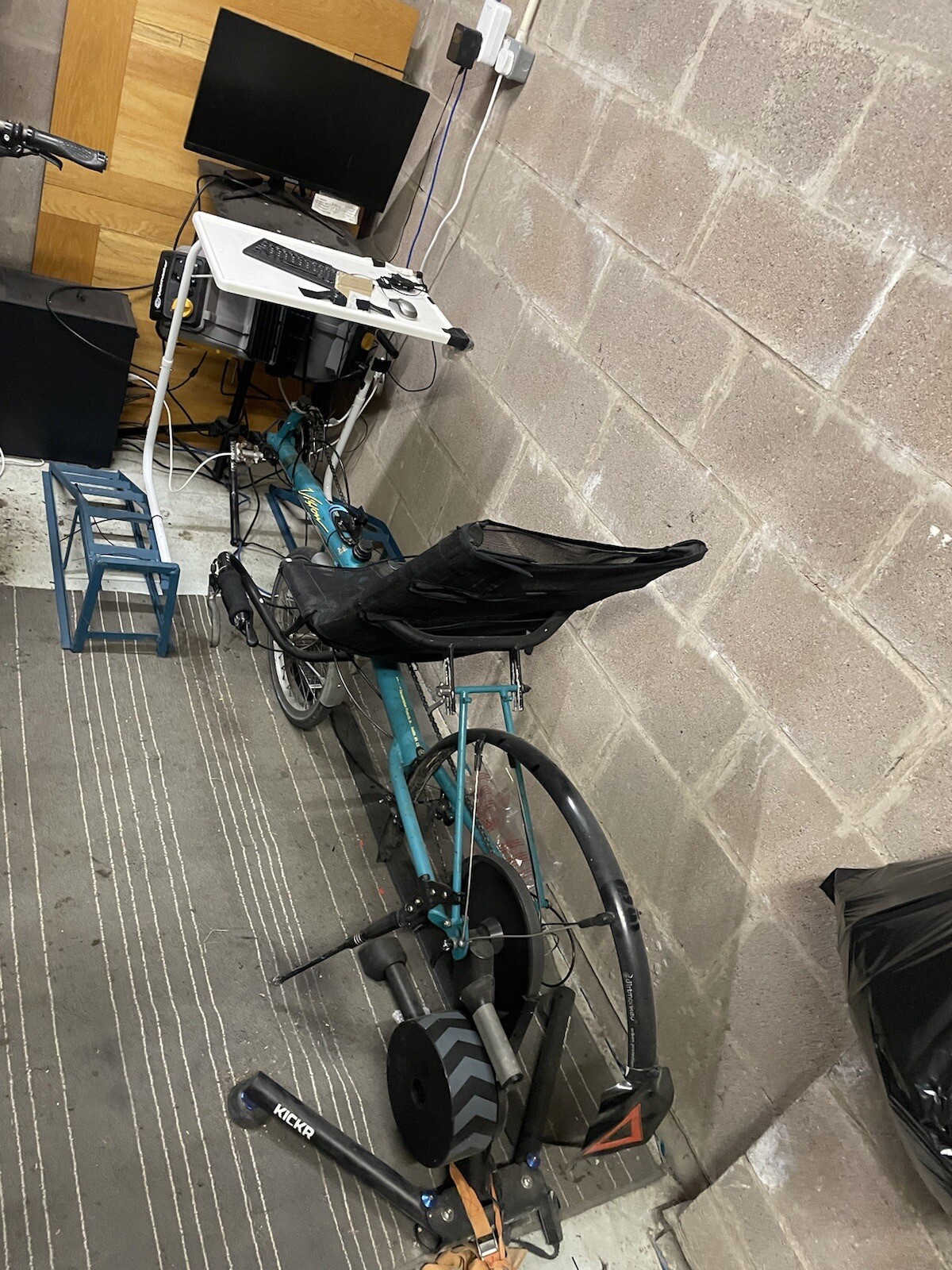 Vision R40 Recumbent Bike Zwift trainingroad Smart turbo Trainer