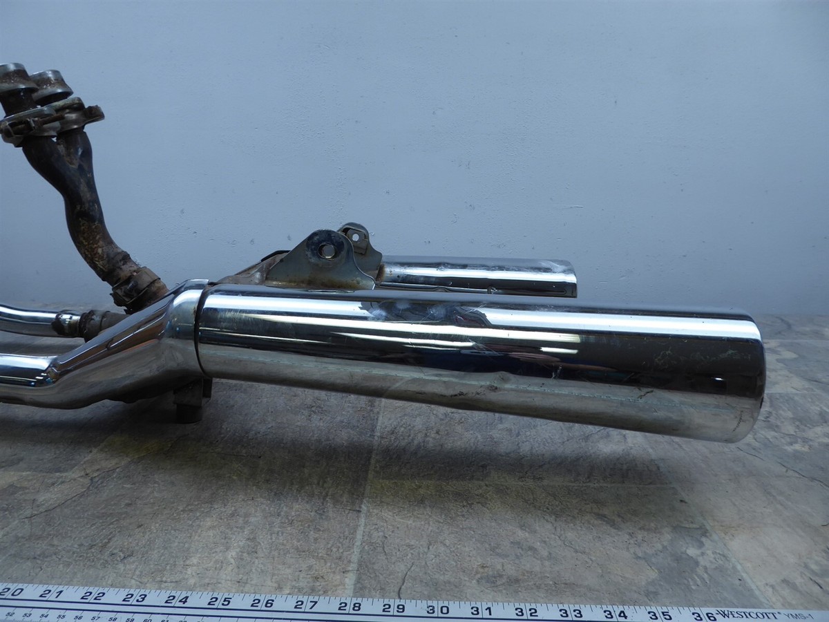 1982 Yamaha Vision XZ550 Y797-1. OEM exhaust headers 1982 Yamaha Vision XZ550 Y797-1. OEM exhaust headers