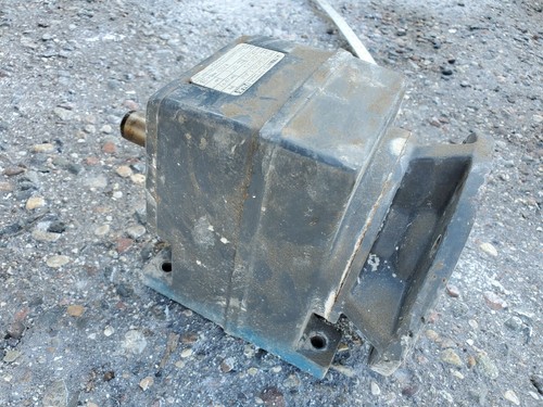 Falk Ultramite 04UCBN2A63 Gear Reducer 58.54 Ratio 1750 rpm 56c frame & sprocket - Picture 7 of 12