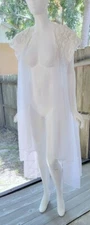 VAL MODE LINGERIE VTG 80s White Sheer Chiffon Lace Open Cascading Gown Robe SZ L
