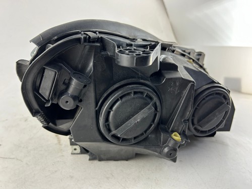 OEM | 2012 - 2015 Mercedes-Benz C250 C350 Halogen Headlight (Left/Driver) - Picture 11 of 16
