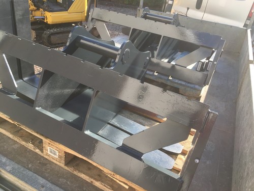 5-8 Ton Excavator Pallet Forks 45mm Pins - Picture 4 of 9