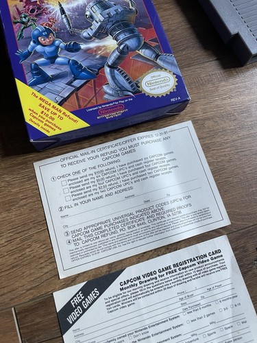 Mega Man 3 completo di scatola CIB con inserti! Ottime condizioni (Nintendo, NES 1990)๐ฅ - Foto 10 di 18