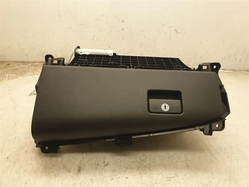 Toyota Camry Le Instrument Guantera 2018 Foto 4 de 4