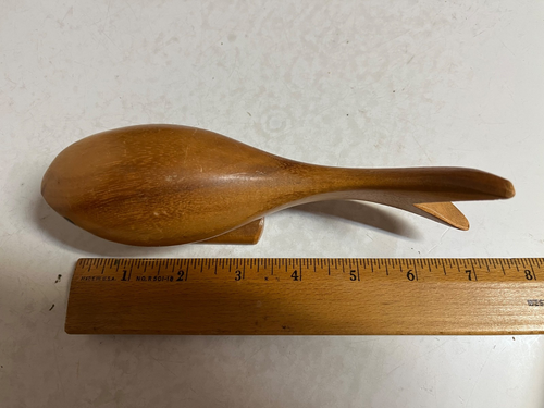 Hawaiian Monkey Pod Whale Hand Carved Figurine Waikiki Woods - Picture 7 of 8