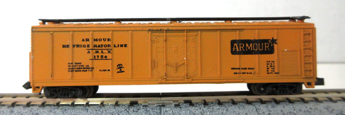 Trix Armour Refrigerator Line Box Car ARLX 1754 N Scale Trains - Picture 2 of 4