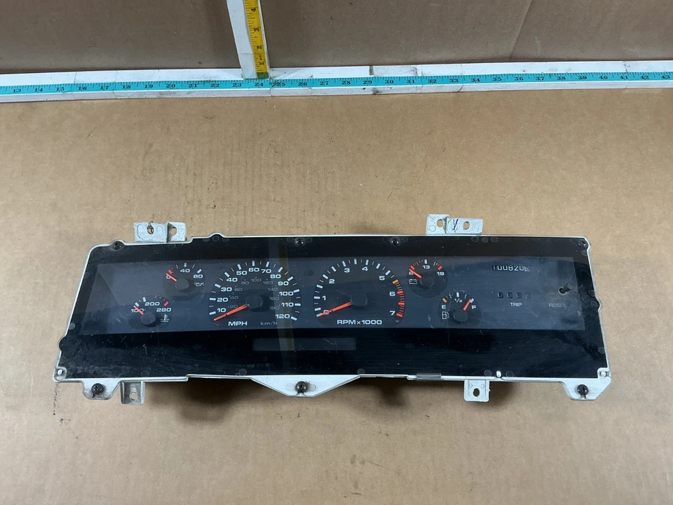 1992 Oldsmobile Cutlass Supreme спидометр приборной панели 100K миль - Изображение 2 из 4