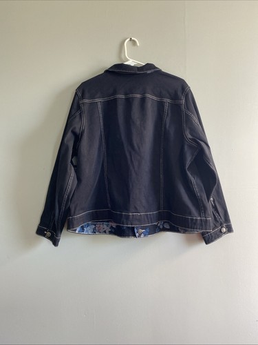 Reversible Floral Denim Jacket Women’s Size XL Black & Blue Pink Roses NWT - Picture 4 of 4